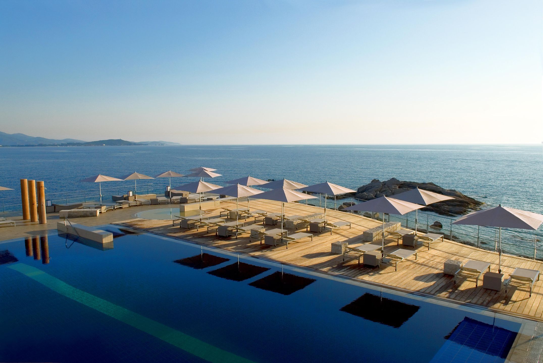 Hotels | CORSICA LUXURY EXPERIENCE - Corse
